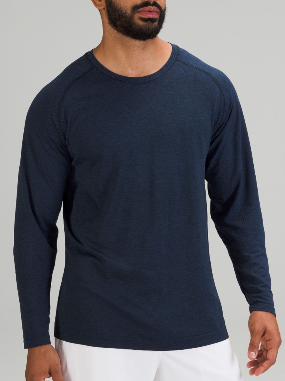 Lululemon Metal Vent Tech Long Sleeve Shirt 2.0, Mineral Blue/ True Navy